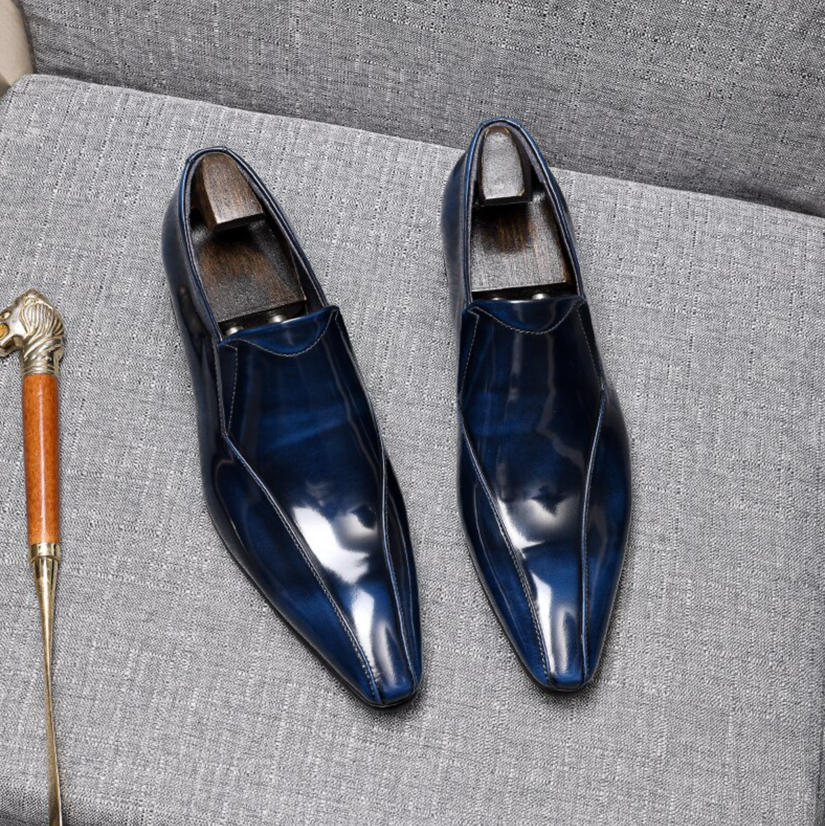 Glossy Oxford Shoes